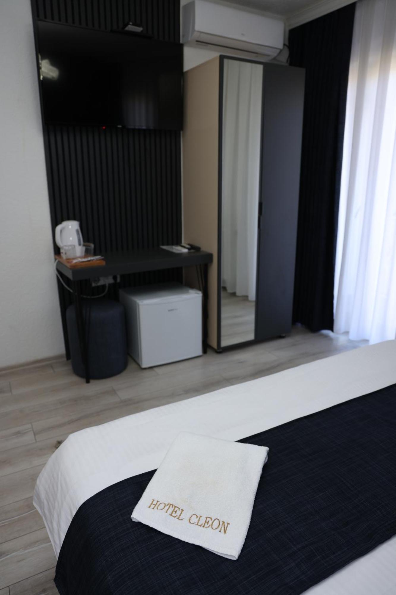 Hotel Cleon Prizren Exterior foto