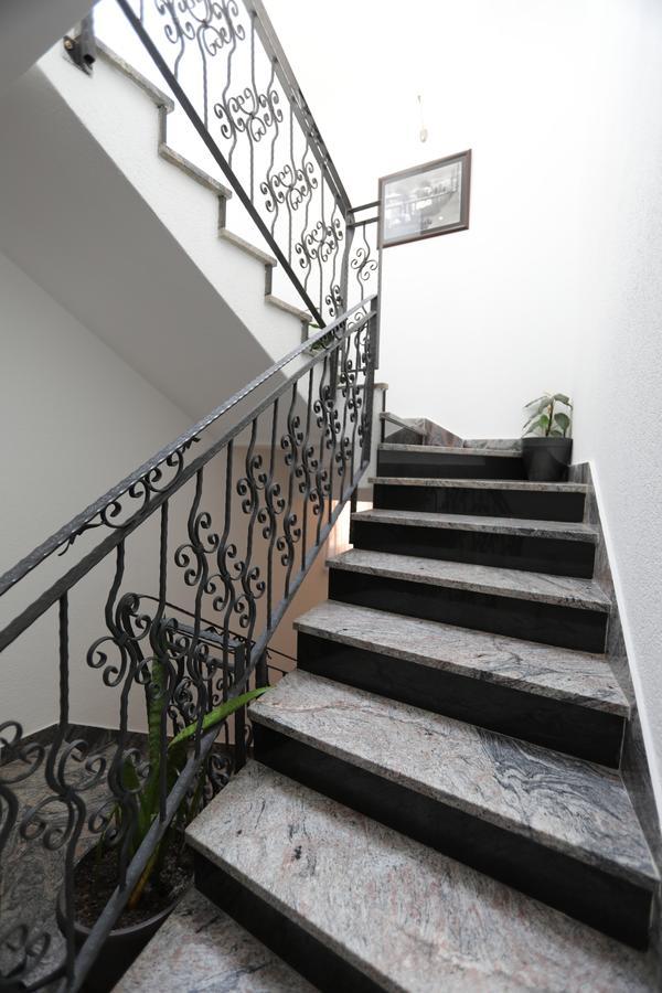 Hotel Cleon Prizren Exterior foto
